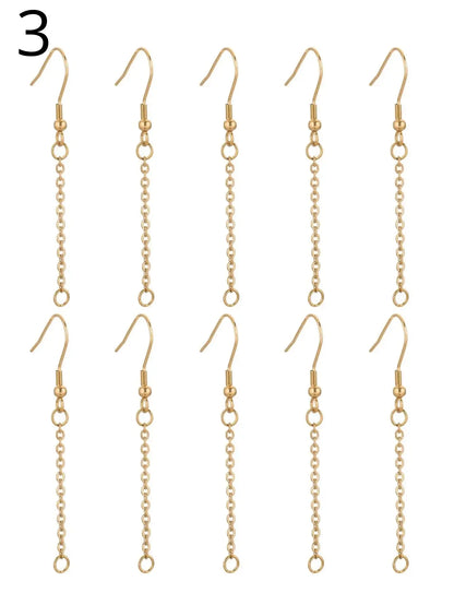 Boucles d'oreille a personnaliser - ensemble de boucles d'oreille dorées avec designs uniques.